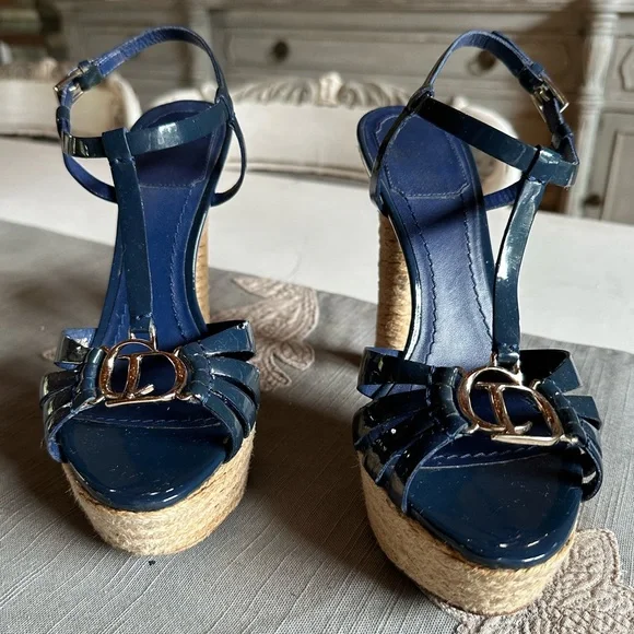 Christian Dior - Blue Patent Leather Platform Sandal withLogo